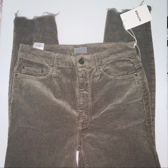 MOTHER High Waisted Looker Ankle Chew Jeans - Picture 3 of 11